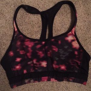 Sports bra